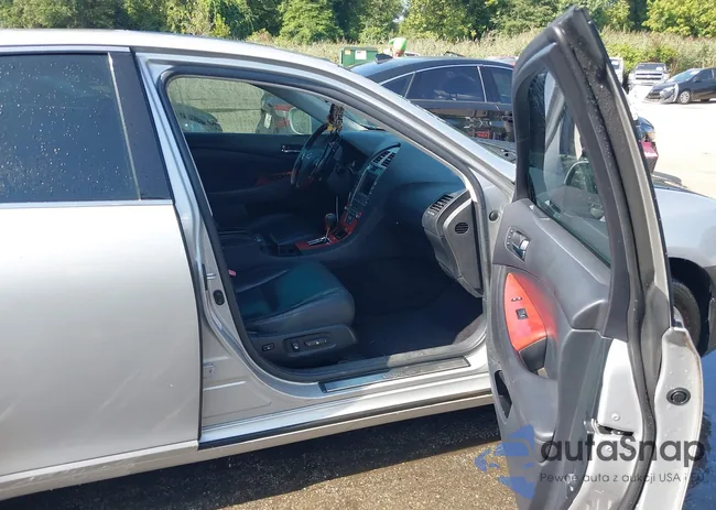 SALVC2RX9JH277699: 40049183