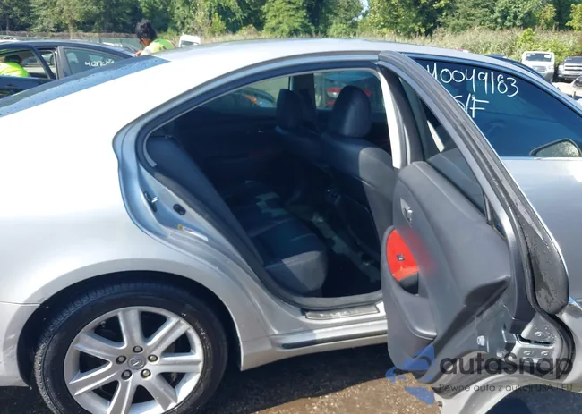 SALVC2RX9JH277699: 40049183