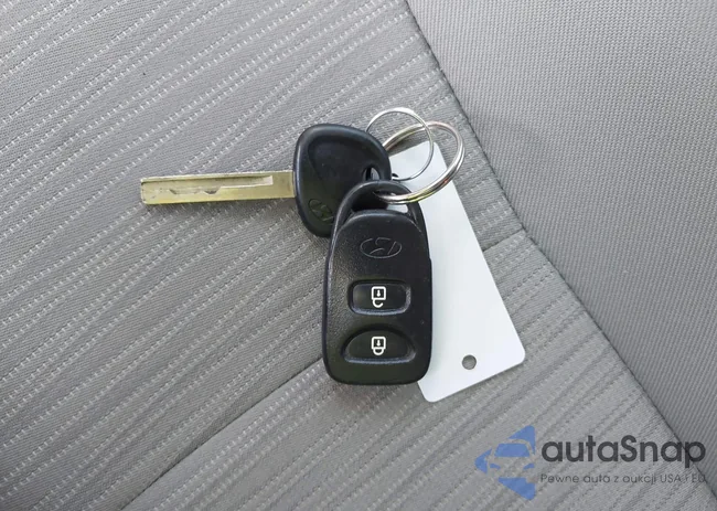 KMHCT4AE5HU379700: 40048866