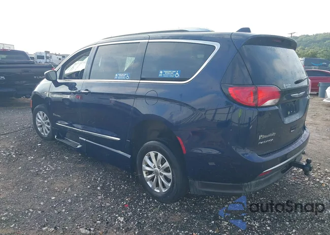 2C4RC1BG0KR603814: 40048905