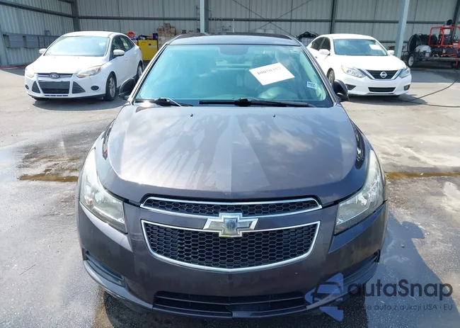 1G1PC5SB9E7427685: 40050357