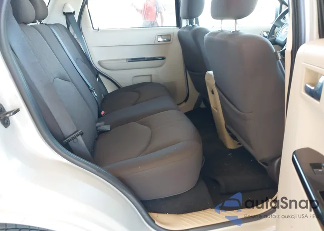 4F2CZ02Z78KM27383: 40051390