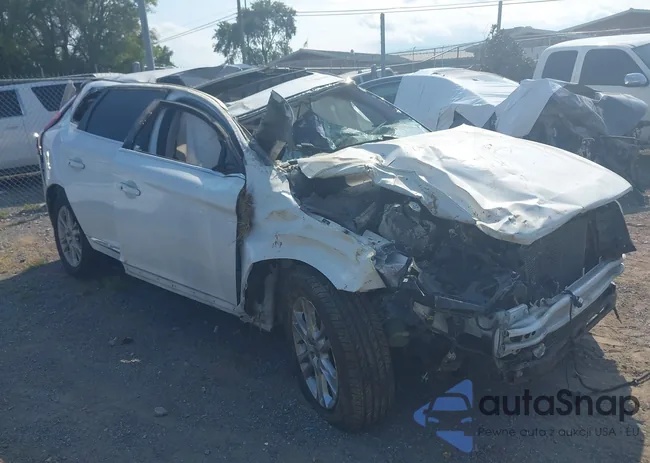 YV4612RM7F2672527: 40051449