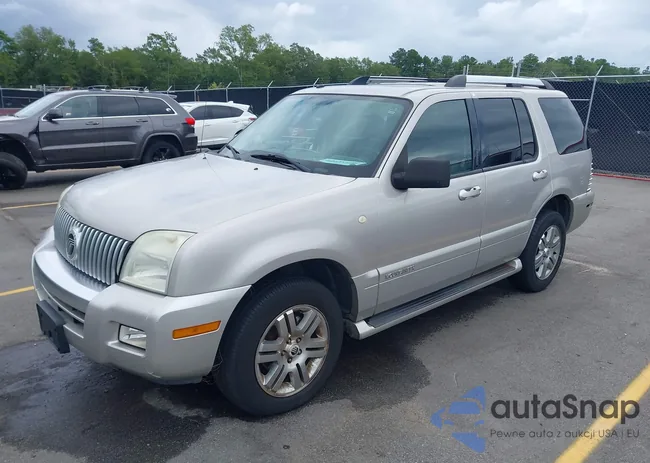 4M2EU48807UJ01290: 40051468