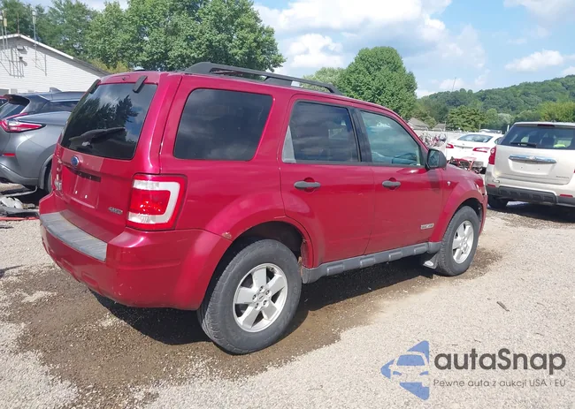 1FMCU93148KB10412: 40051499