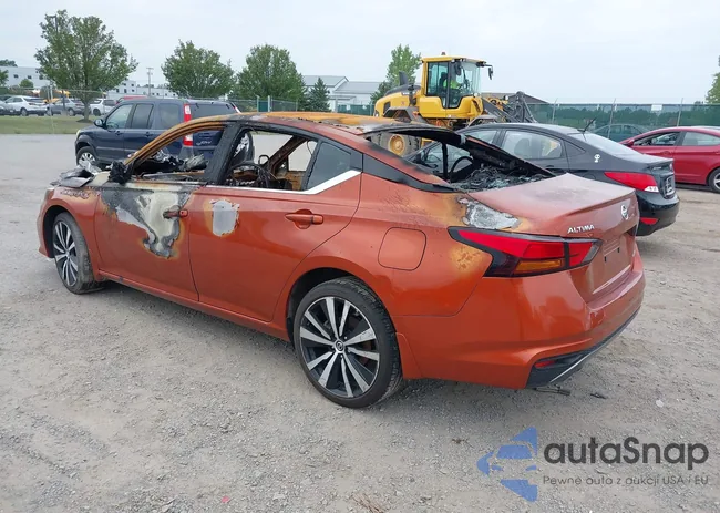 1N4BL4CWXNN415981: 40050610