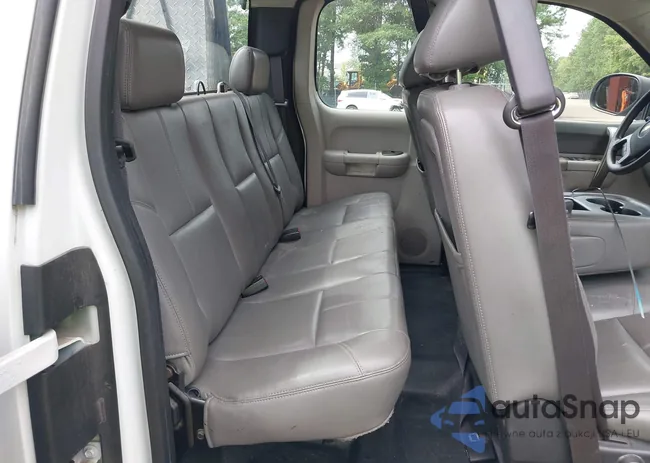 1GCRCPE02DZ325928: 40052297