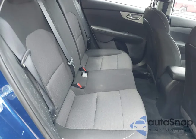 3KPF24AD0NE453692: 40052355