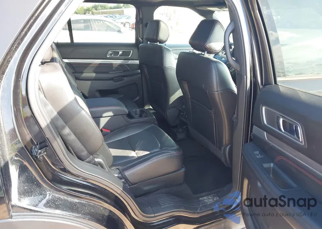 1FM5K8GT4HGD46324: 40052398