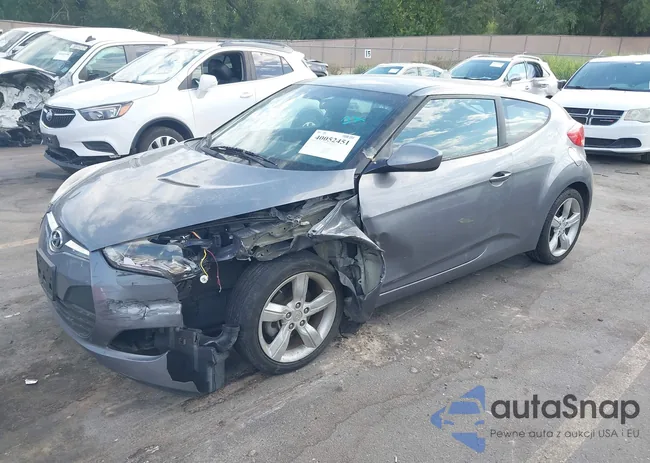 KMHTC6AD0FU243636: 40052451