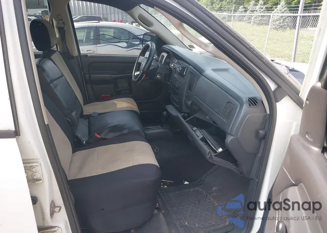 1D7HU18D15J617192: 40052490