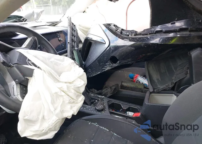 3VVLX7B2XNM098668: 40051712