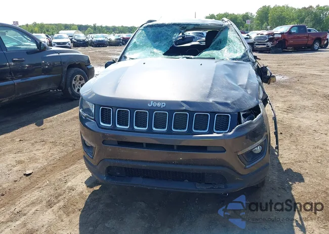 3C4NJDBBXJT436593: 40051908