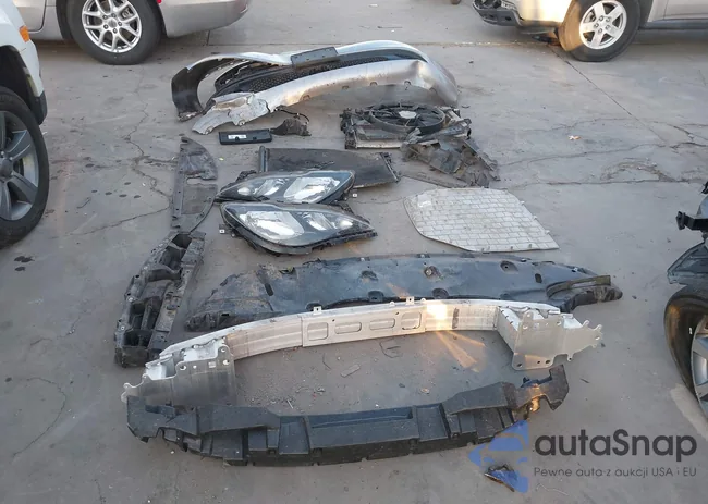 2C4RC1DG2MR523995: 40053183