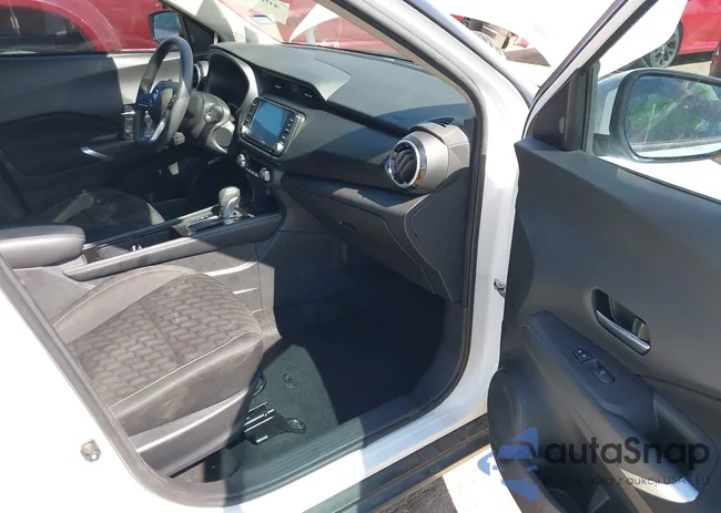 3N1CP5CV4ML466118: 40053199