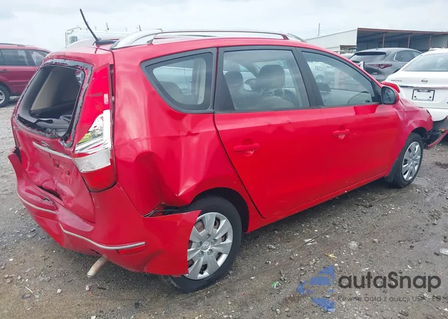 KMHDC8AE8BU106673: 40053258