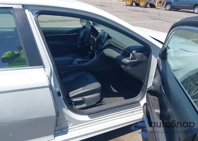 4T1G11AK0NU062642: 40053472