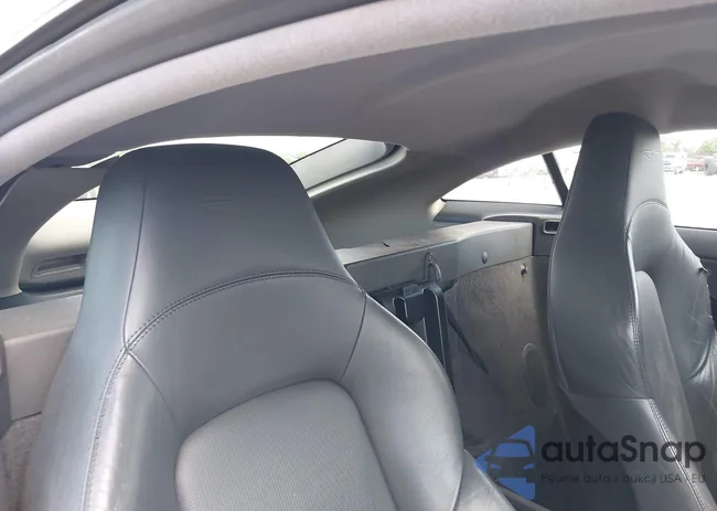 1C3AN69LX5X054589: 40052533