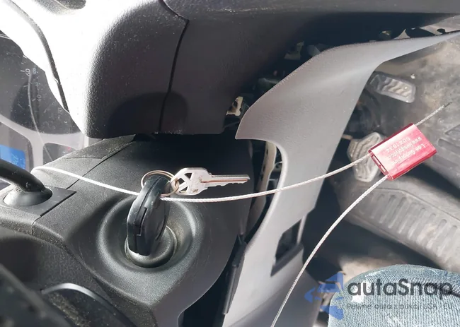 1FTSW2CM6FKA65045: 40052557