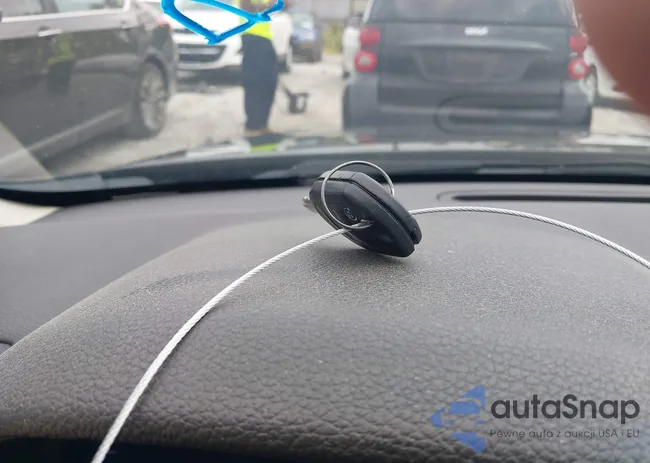 3FAHP0HA1CR244570: 40052617