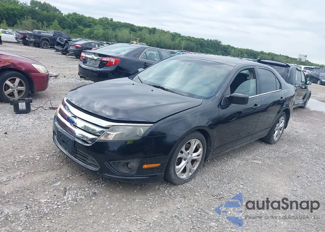 3FAHP0HA1CR244570: 40052617