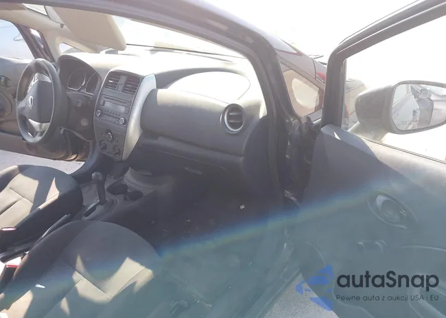 3N1CE2CP7FL444591: 40052619