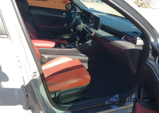 5XXG64J29RG266603: 40052658