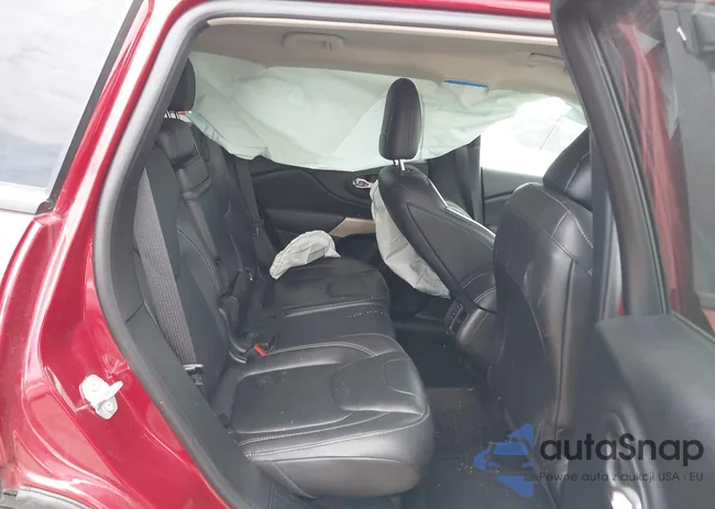 1C4PJMDBXHW568490: 40052682