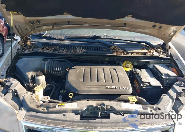 2C4RC1BGXDR793477: 40054060