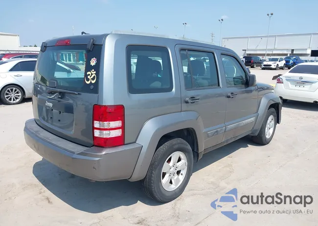 1C4PJLAK8CW114018: 40053621