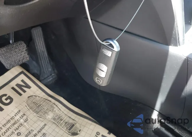 JM3KE2BE2E0377877: 40053728