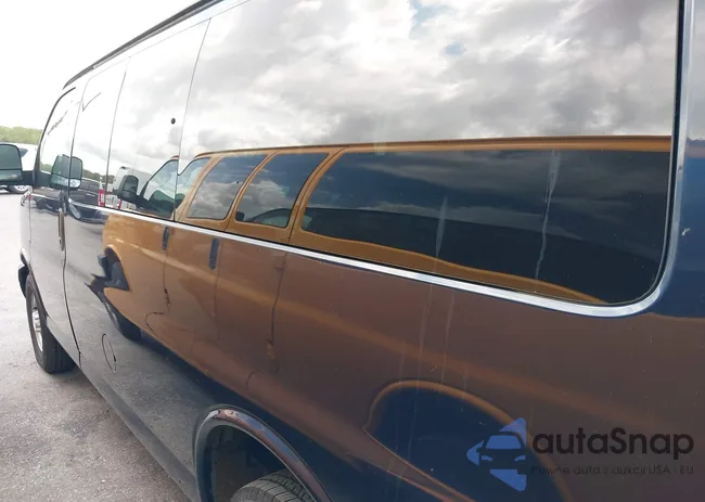 1GNWGPFG1F1272053: 40053892