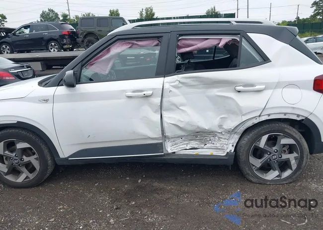 KMHRC8A39NU165854: 40055016