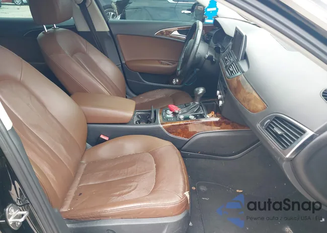 WAUCFAFC4FN025561: 40055184