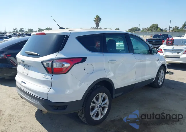 1FMCU0GD1HUC80070: 40055234