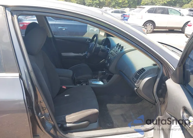 1N4AL2AP4AN520067: 40054841