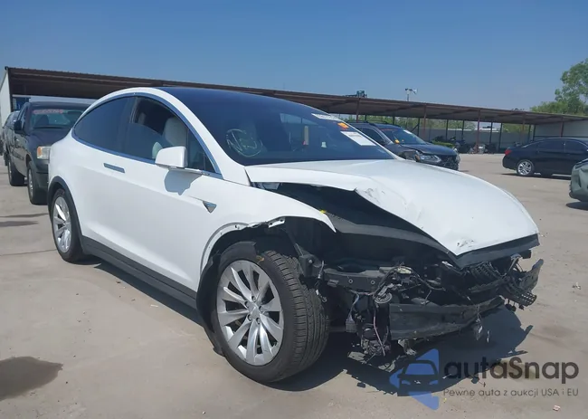 5YJXCAE20JF112371: 40055982