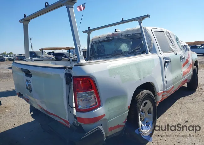 1C6RREGG9NN211583: 40056139