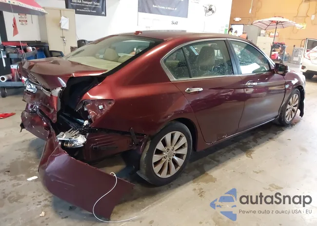 1HGCR2F83EA241761: 40056140