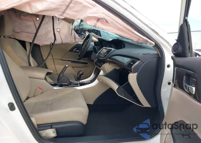 1HGCR2F73GA158616: 40056158