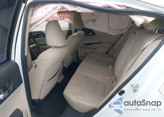 1HGCR2F73GA158616: 40056158