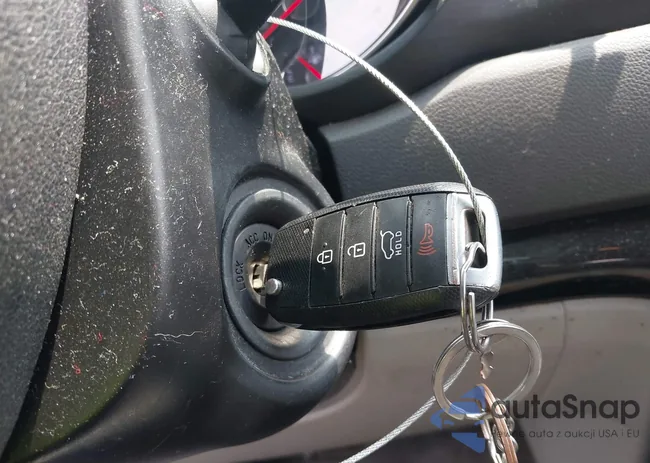 KNDMA5C18F6028831: 40056174