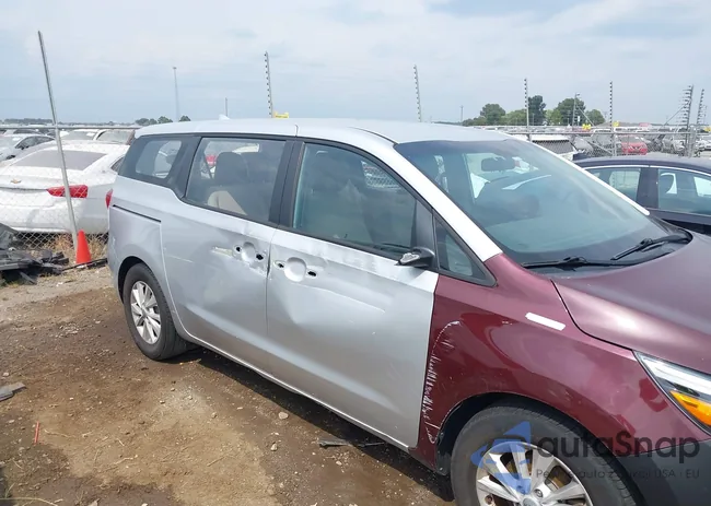 KNDMA5C18F6028831: 40056174