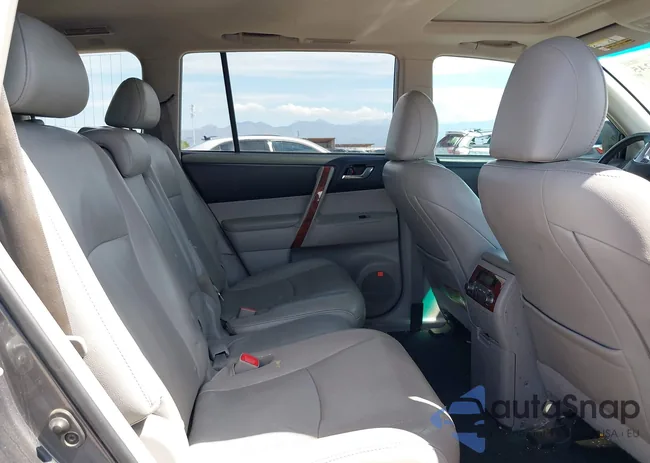 5TDYK3EH6DS090402: 40056245