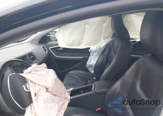 YV1612FH7D2170960: 40056252