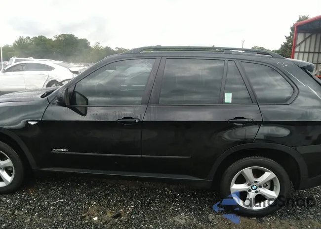 5UXFE43588L037039: 40056314