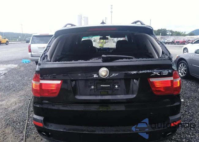 5UXFE43588L037039: 40056314