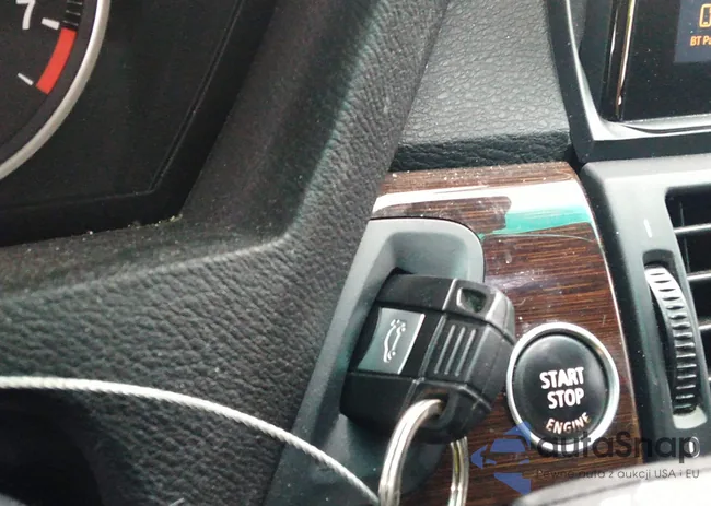 5UXFE43588L037039: 40056314