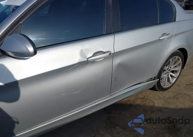 WBAVB17576NK32174: 40056402