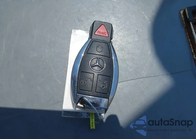 WDCTG4GB1KU003292: 40055727